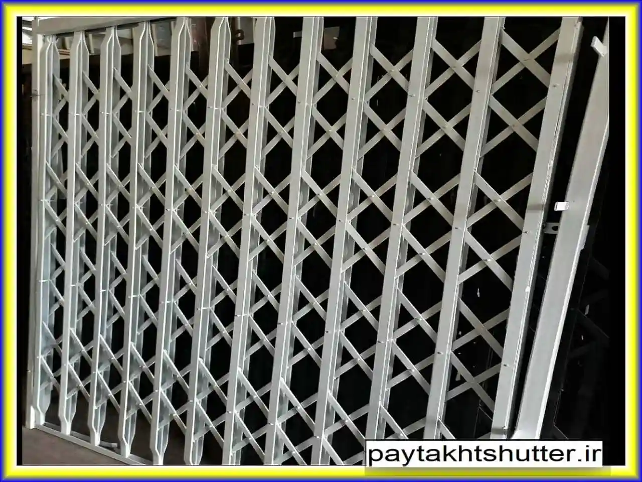 انواع درب ها و حفاظ آکاردئونی برای امنیت آپارتمان ها