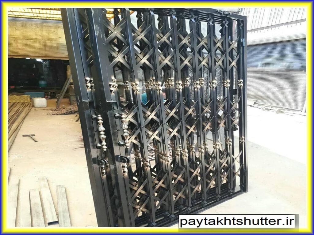 خدمات ساخت و نصب درب آکاردئونی برای افزایش امنیت ساختمان