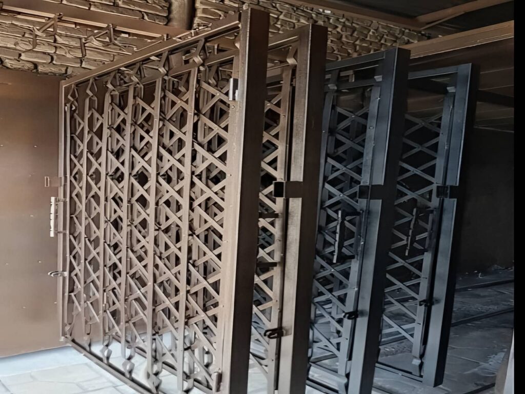 درب آکاردئونی