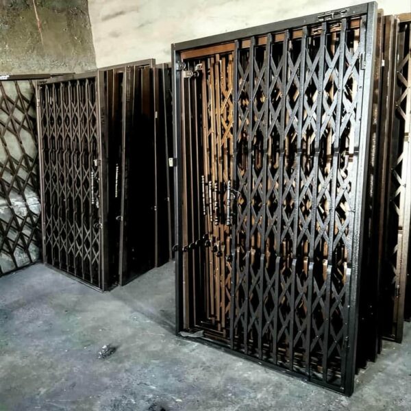 محاسبه قیمت نرده و محافظ آکاردئونی