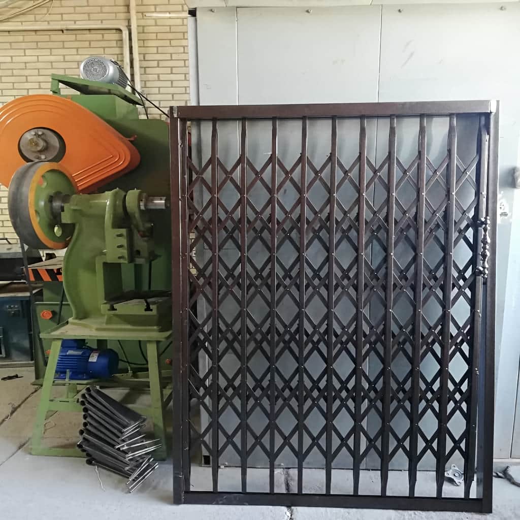 نصب حفاظ چهار جداره صنعتی