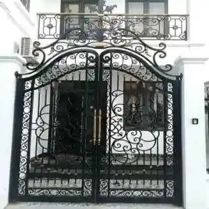 درب حیاط فوق&zwnj;العاده شیک و زیبا