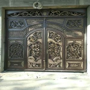 درب فرفورژه ورودی پارکینگ ساختمان