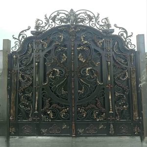 طراحی و ساخت درب پارکینگ فلزی