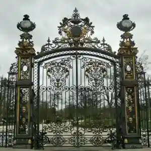 نکات خرید درب فلزی حیاط ویلایی