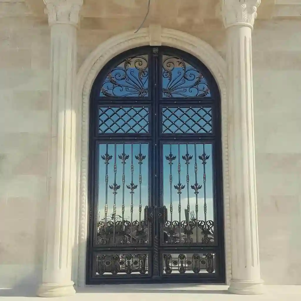 فروش درب حیاط لاکچری دو لنگه بزرگ