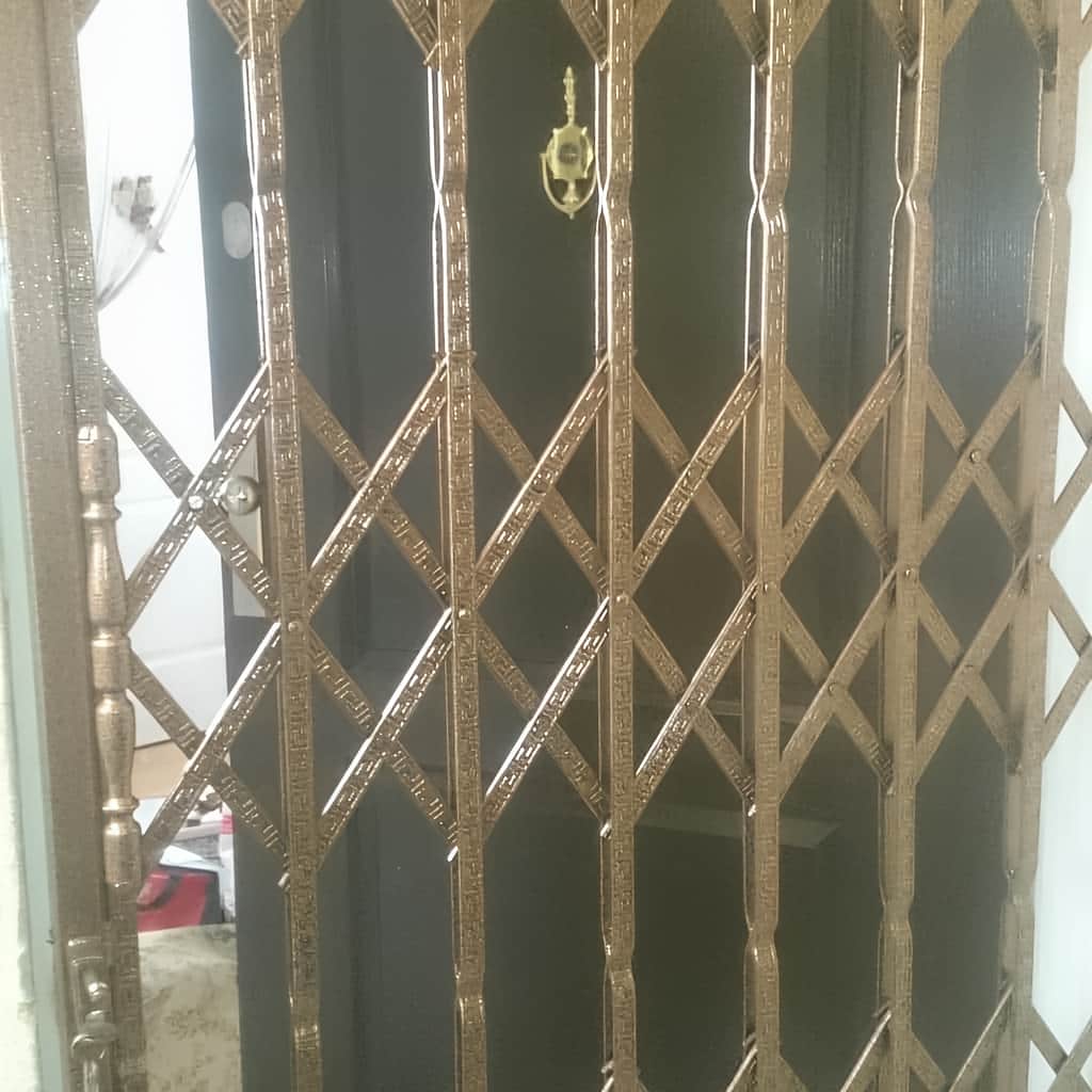 خرید درب آکاردئونی حفاظ فلزی سه گل در آبسرد
