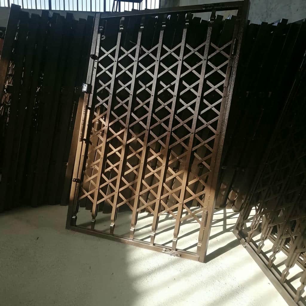 فروش درب آکاردئونی ضدسرقت در ساری