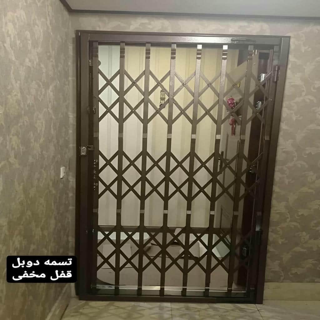 درب آکاردئونی در فردیس کرج