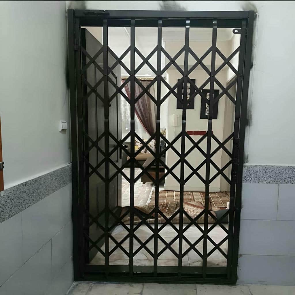 کارخانه درب آکاردئونی فلزی قفل ایمن در رشت