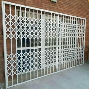 درب آکاردئونی حفاظ فلزی در کیش