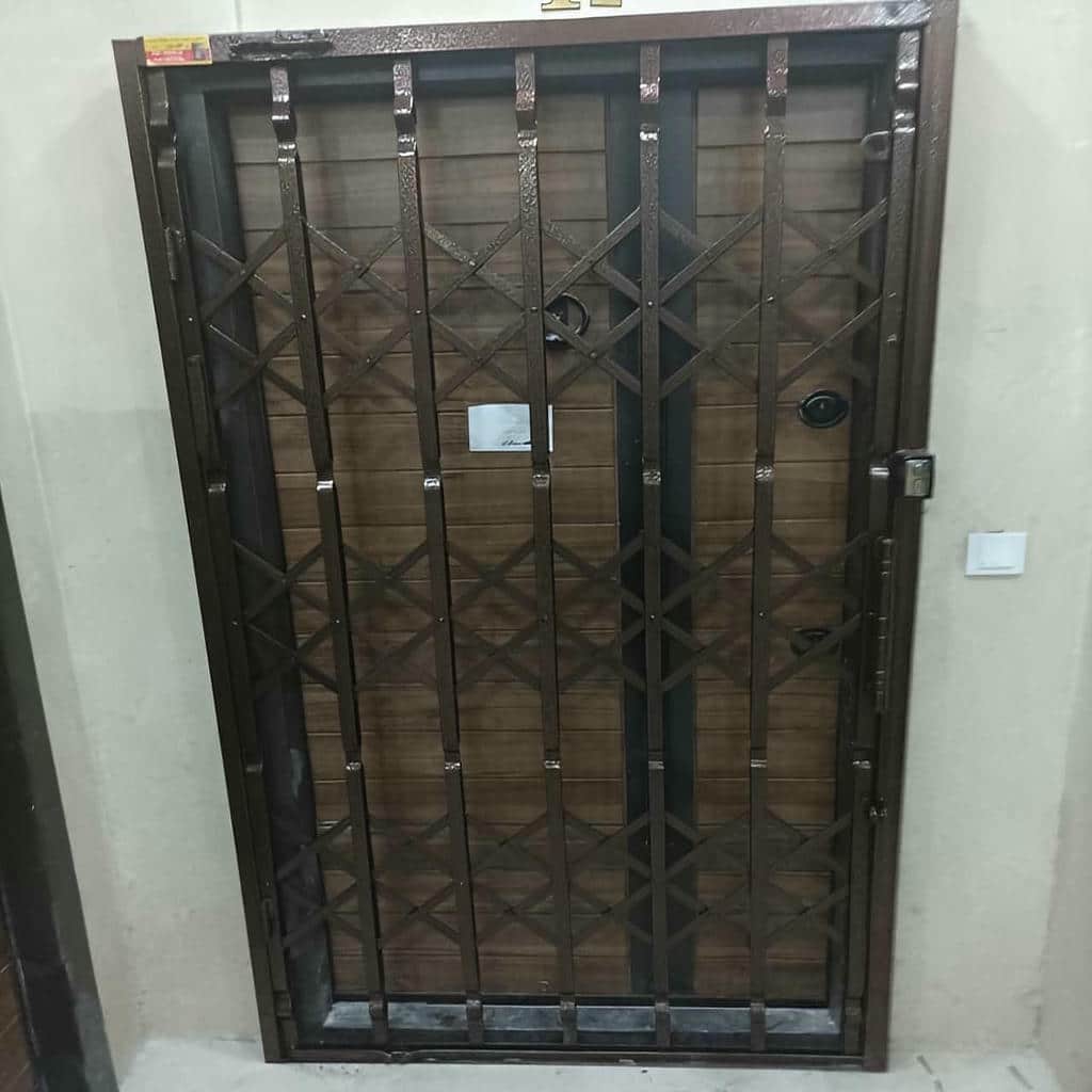 کارخانه درب آکاردئونی قفل ایمن در بندر انزلی