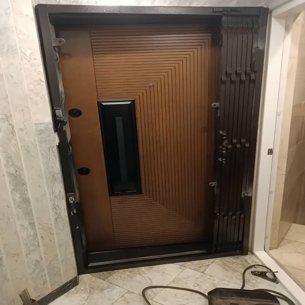 کارخانه درب آکاردئونی حفاظ فلزی تقویت شده در کرج