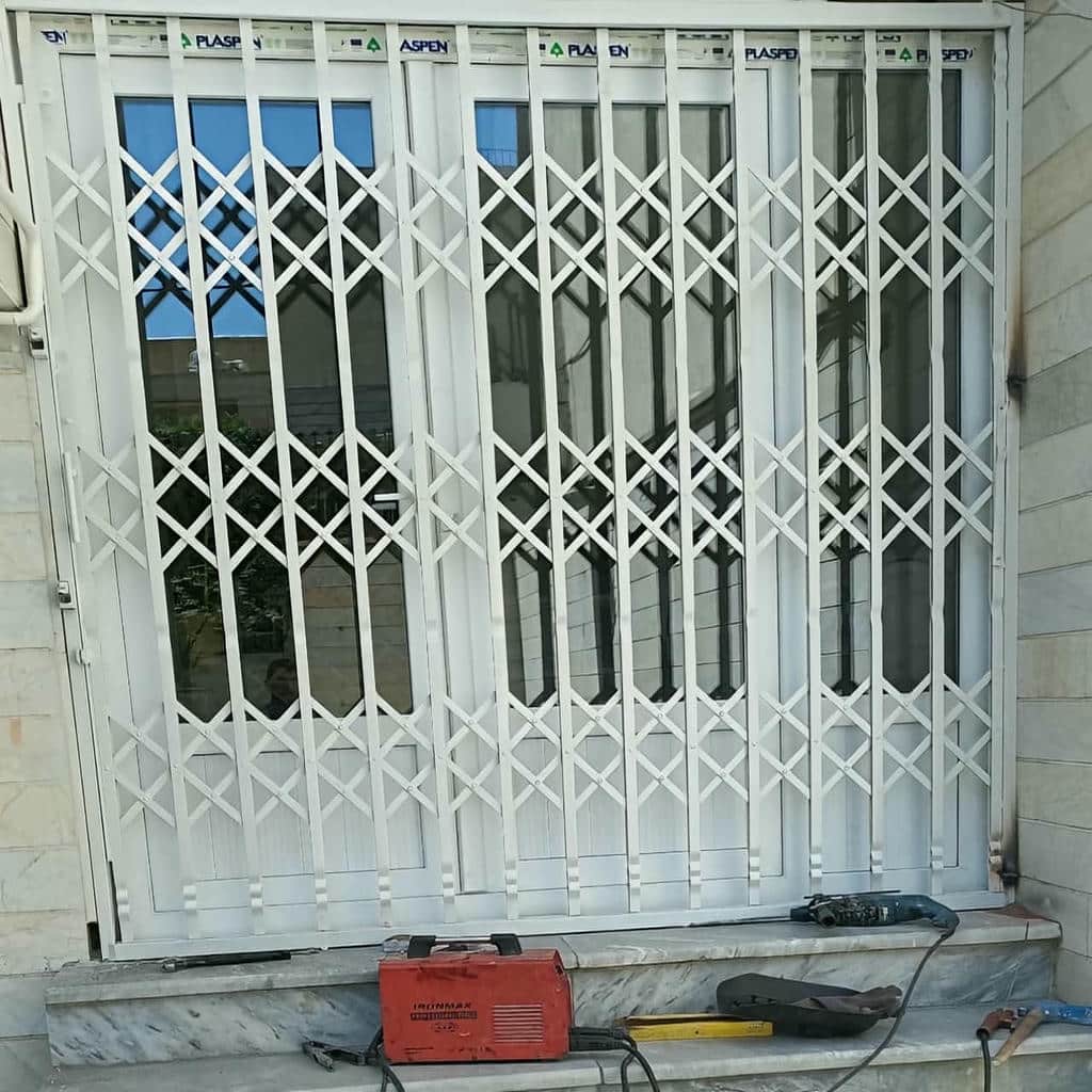 فروش درب آکاردئونی حفاظ فلزی ضدسرقت در ارومیه