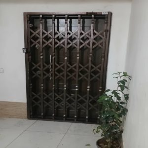 خرید درب آکاردئونی ضد سرقت آپارتمان برای امنیت بالاتر ورودی واحد