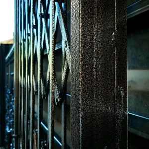 درب آکاردئونی حفاظ فلزی در بجنورد