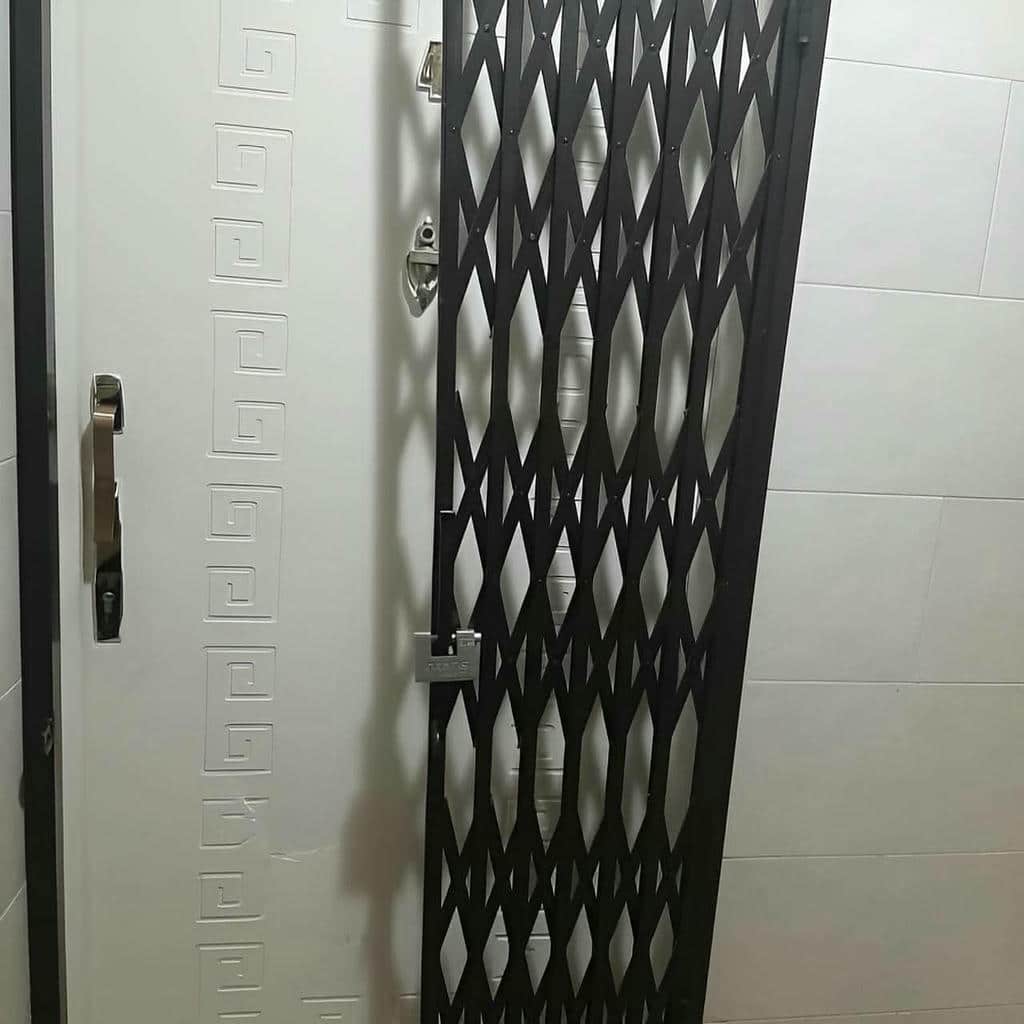 کارخانه درب آکاردئونی حفاظ فلزی قفل ایمن در اراک