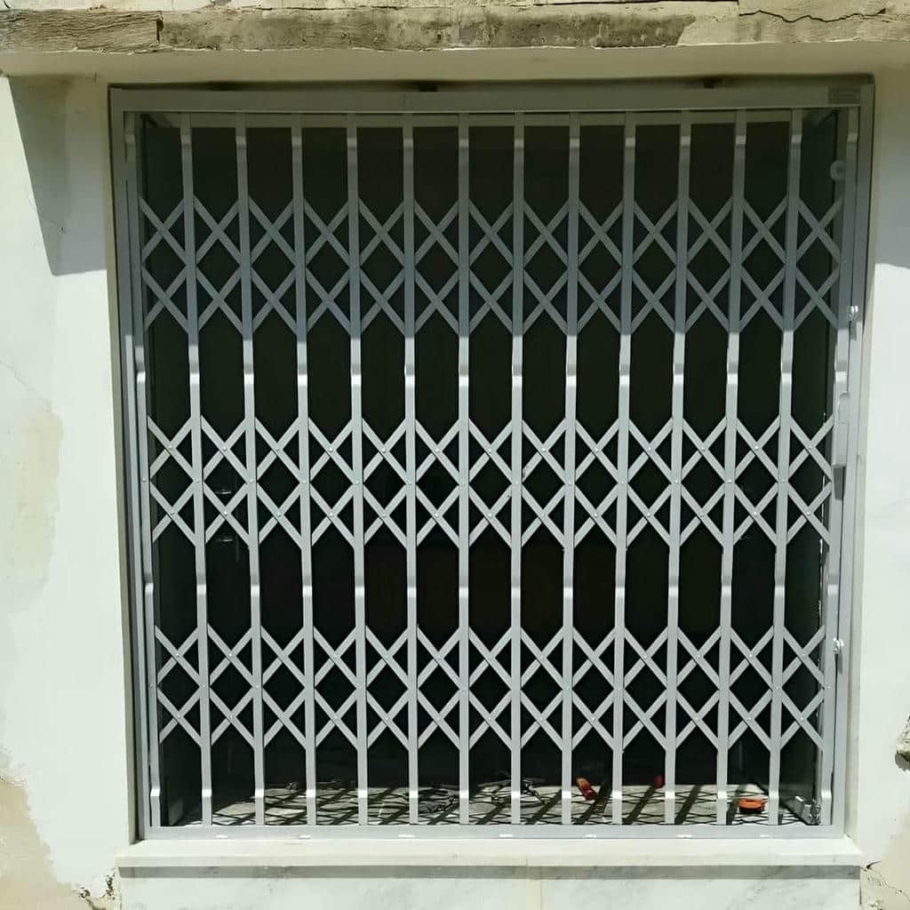 قیمت درب آکاردئونی حفاظ فلزی چهارگل در سقز