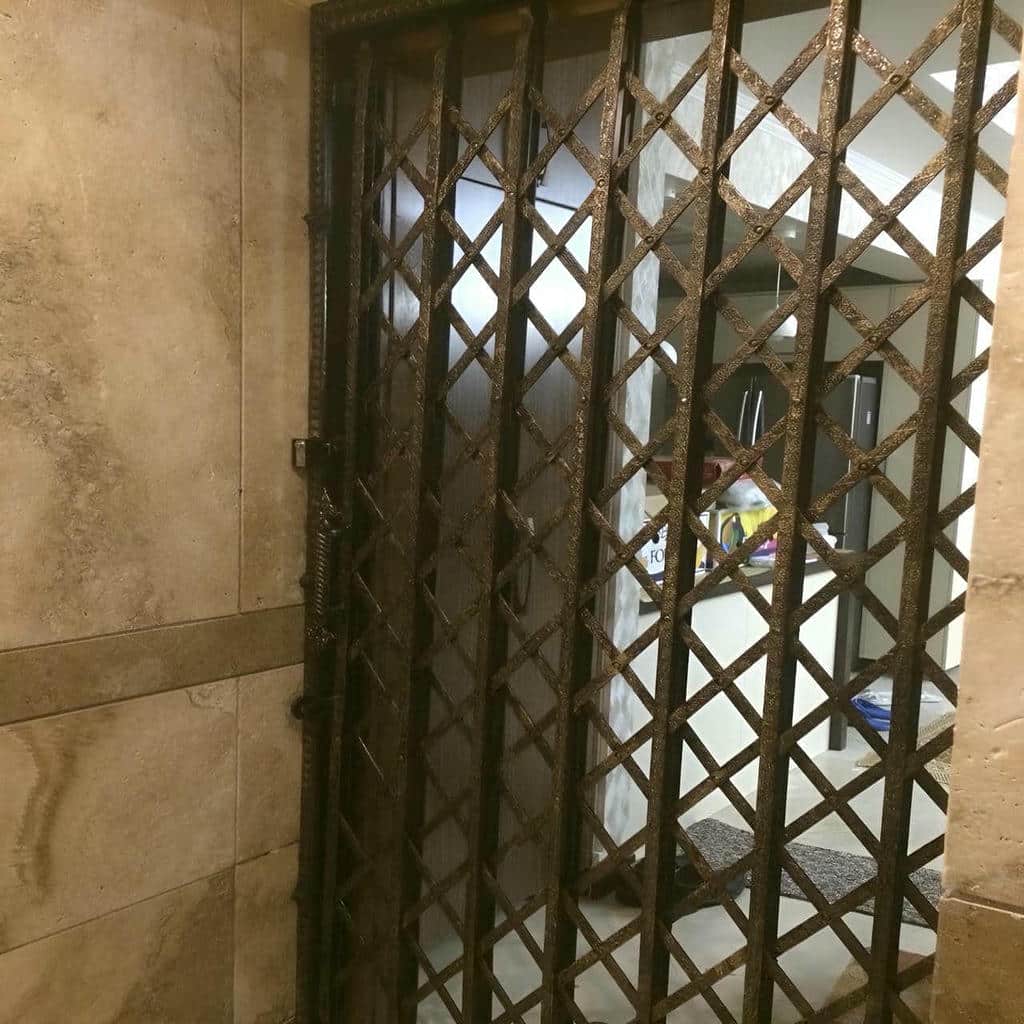 کارخانه حفاظ فلزی قفل ایمن در استان گیلان