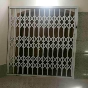 درب آکاردئونی حفاظ فلزی در چابهار