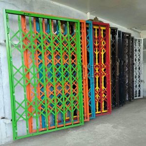 درب آکاردئونی فلزی در اهواز