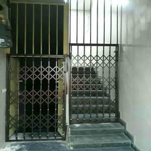 درب آکاردئونی حفاظ فلزی در لواسان
