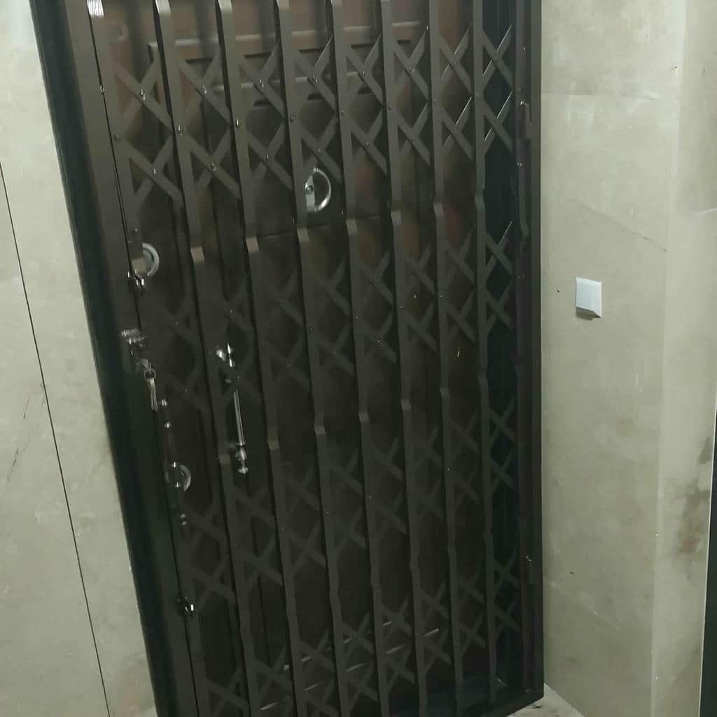 فروش درب آکاردئونی حفاظ فلزی ضدسرقت در سقز