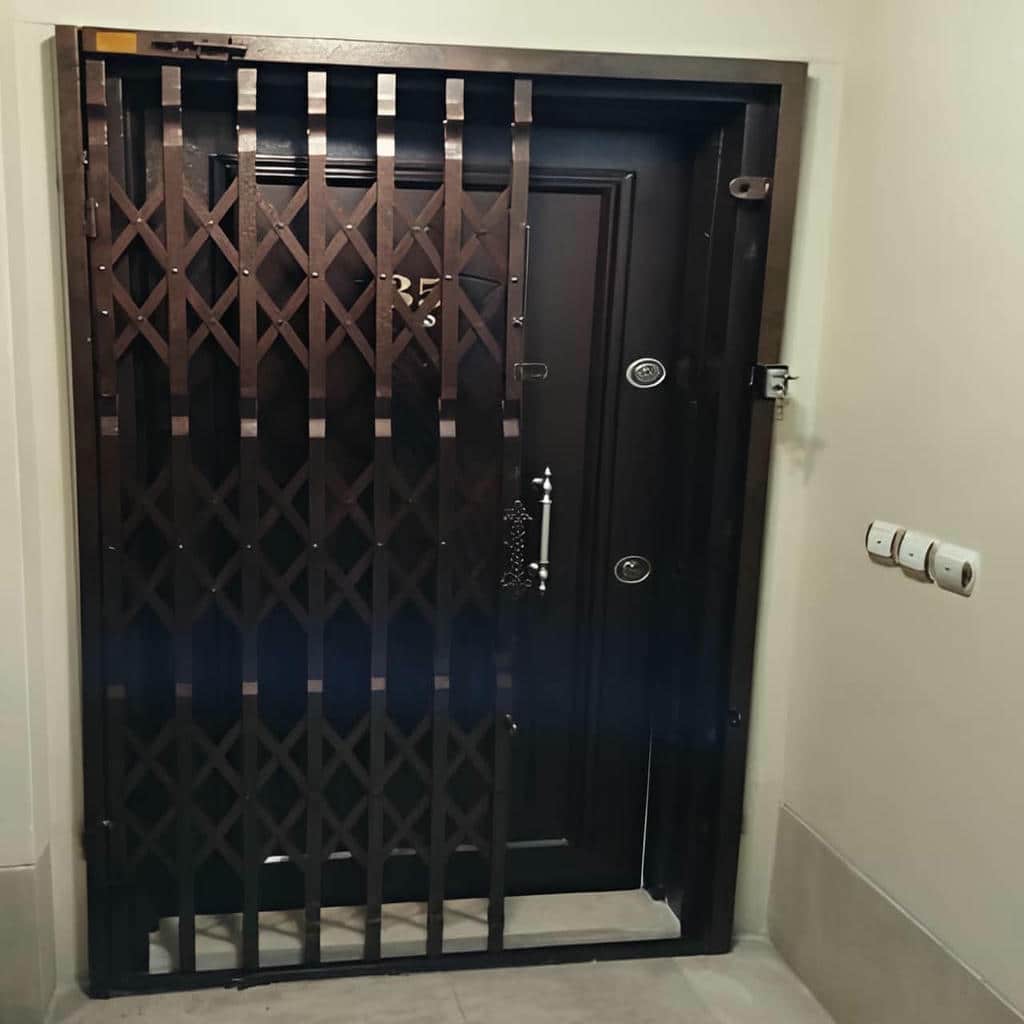 کارخانه درب آکاردئونی حفاظ فلزی قفل ایمن در مشهد