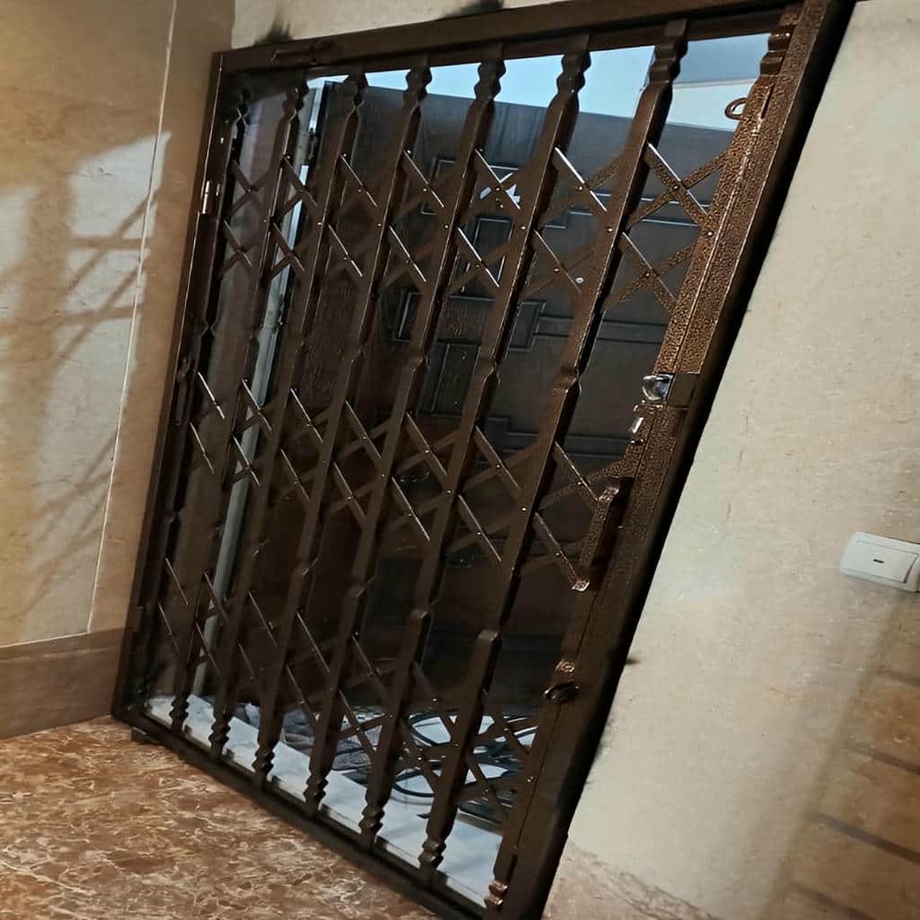 کارخانه درب آکاردئونی حفاظ فلزی قفل ایمن در یزد