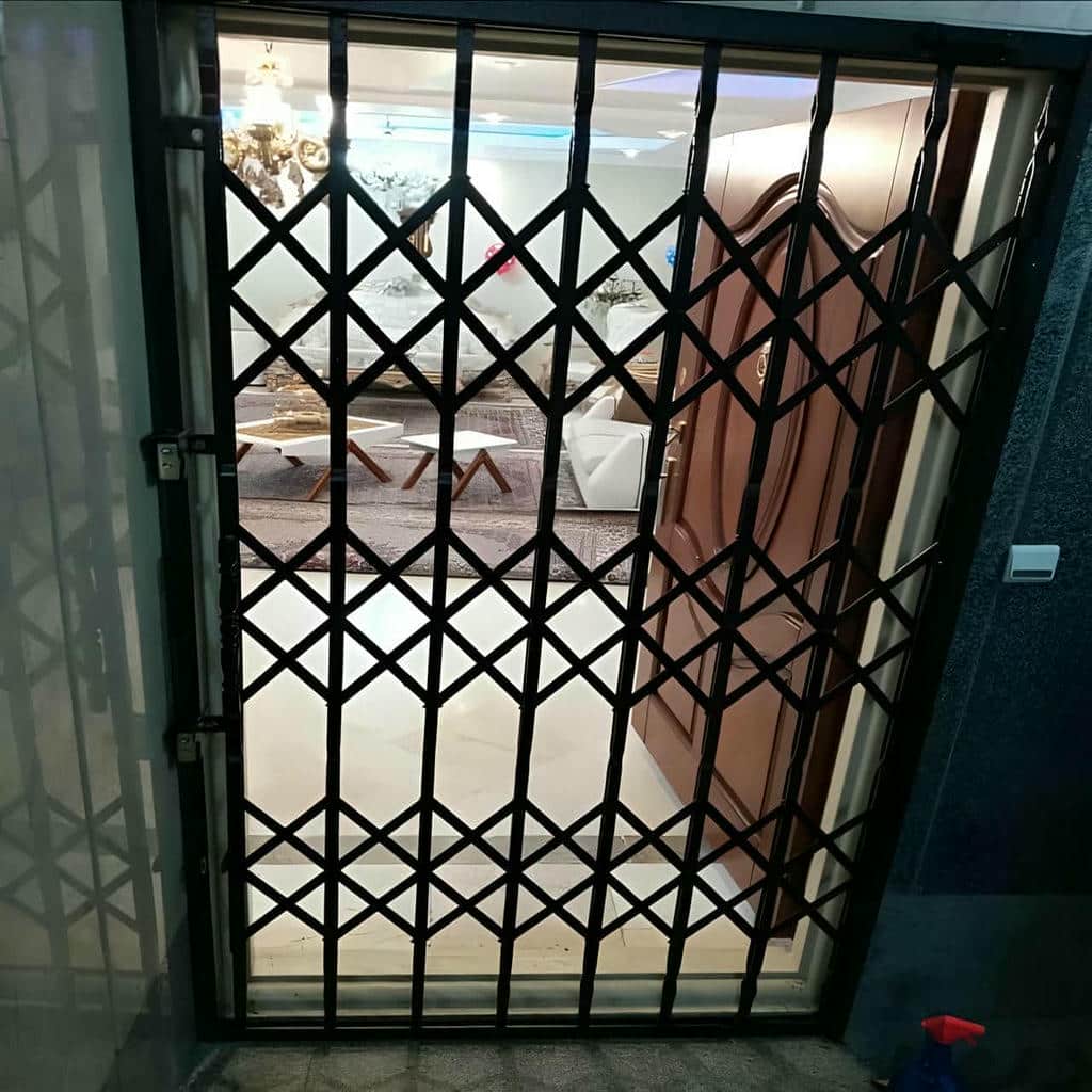 کارخانه درب آکاردئونی حفاظ فلزی قفل ایمن در بندرعباس