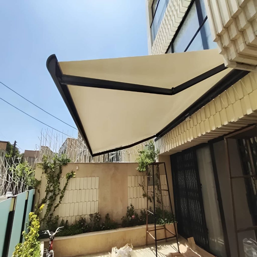 نصب سایبان برقی ریموت دار در پردیس