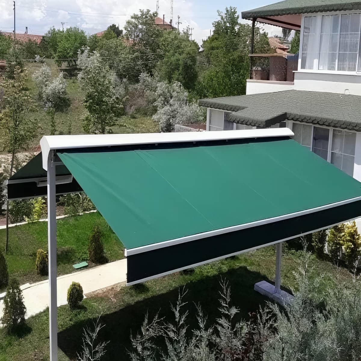 سایبان برقی در سیرجان