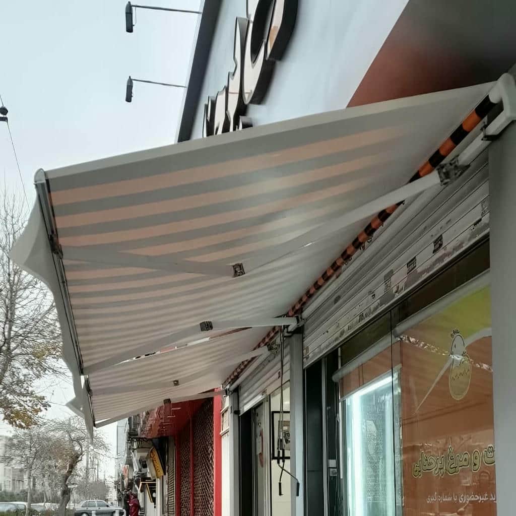 نصب سایبان برقی ریموت&zwnj;دار در چالوس
