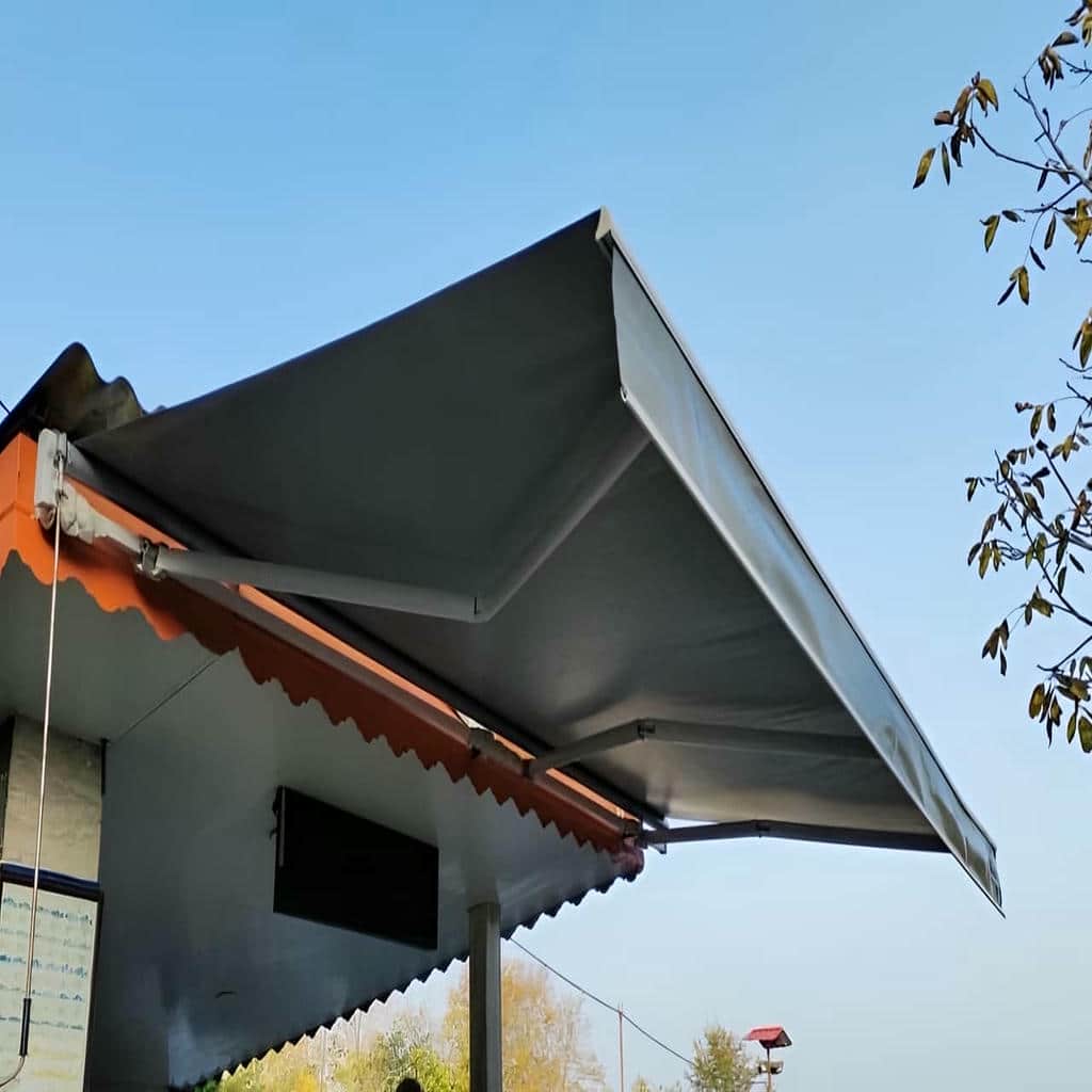 نصب سایبان برقی ریموت&zwnj;دار در استان خوزستان