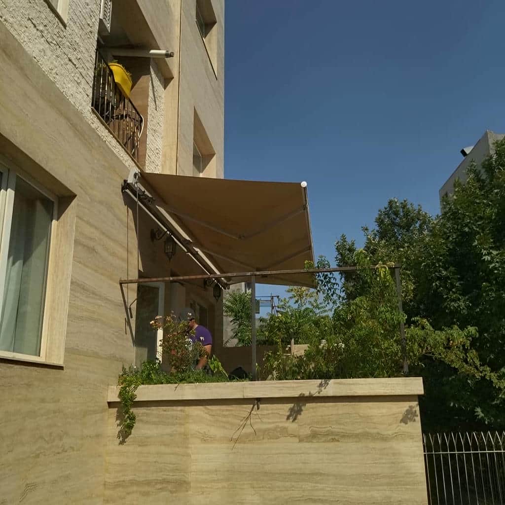 خرید سایبان برقی بازویی در بندر بوشهر