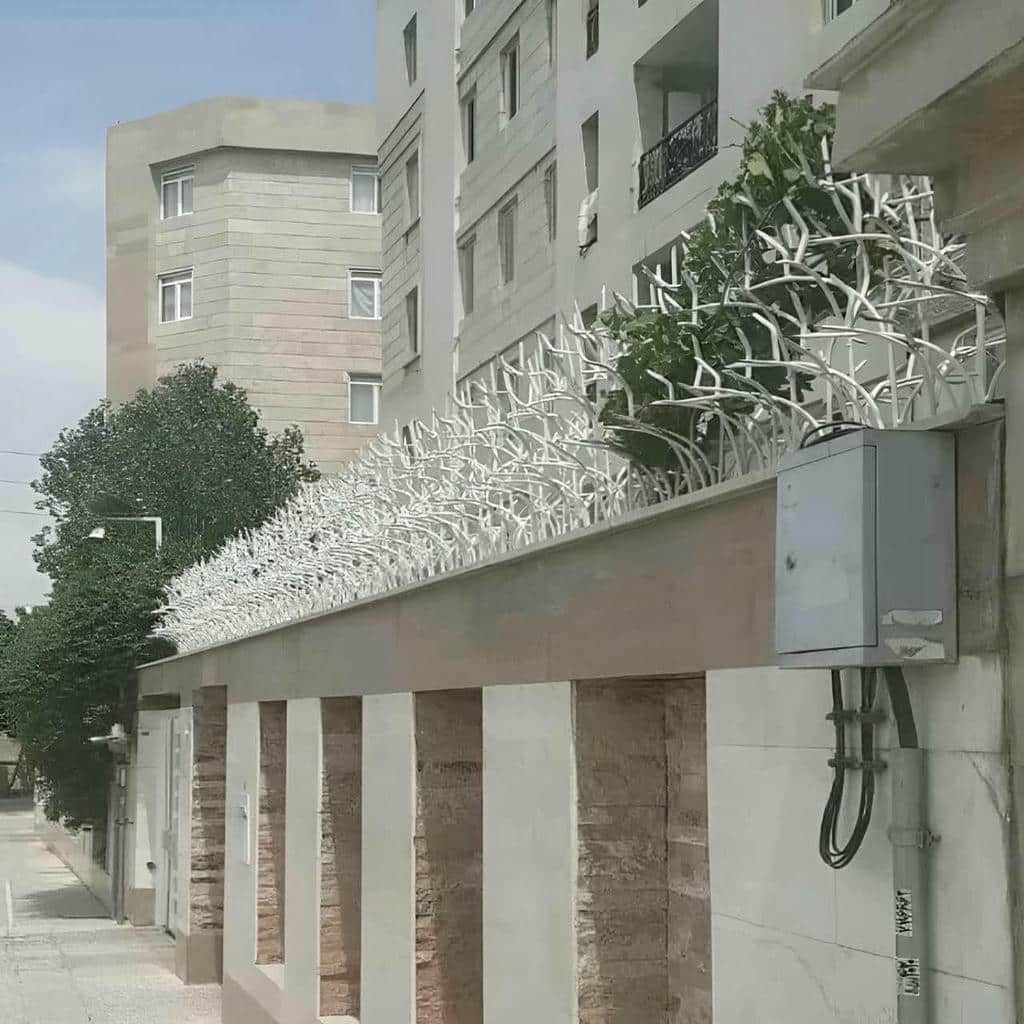 نصب حفاظ شاخ گوزنی ضدسرقت در کمال شهر