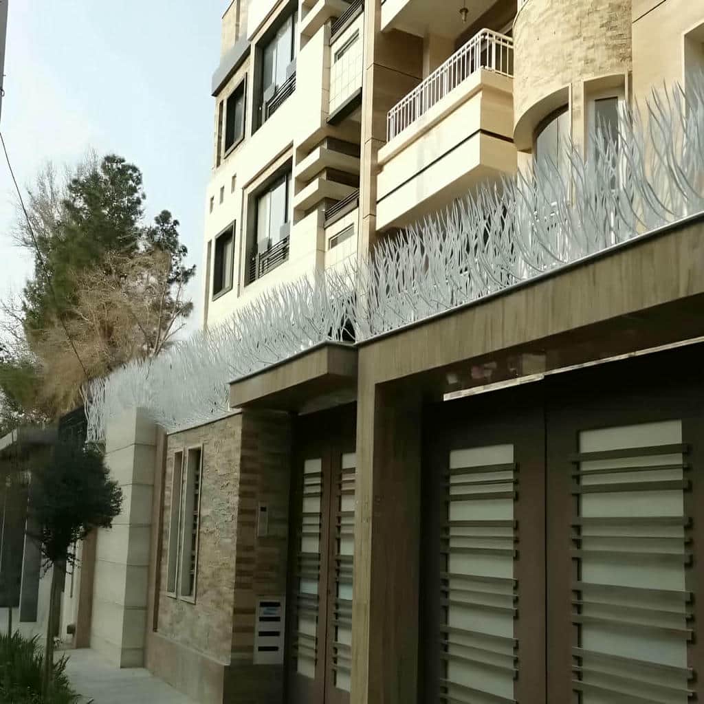 نصب حفاظ شاخ گوزنی آهنی تراکم دلخواه در کرمانشاه