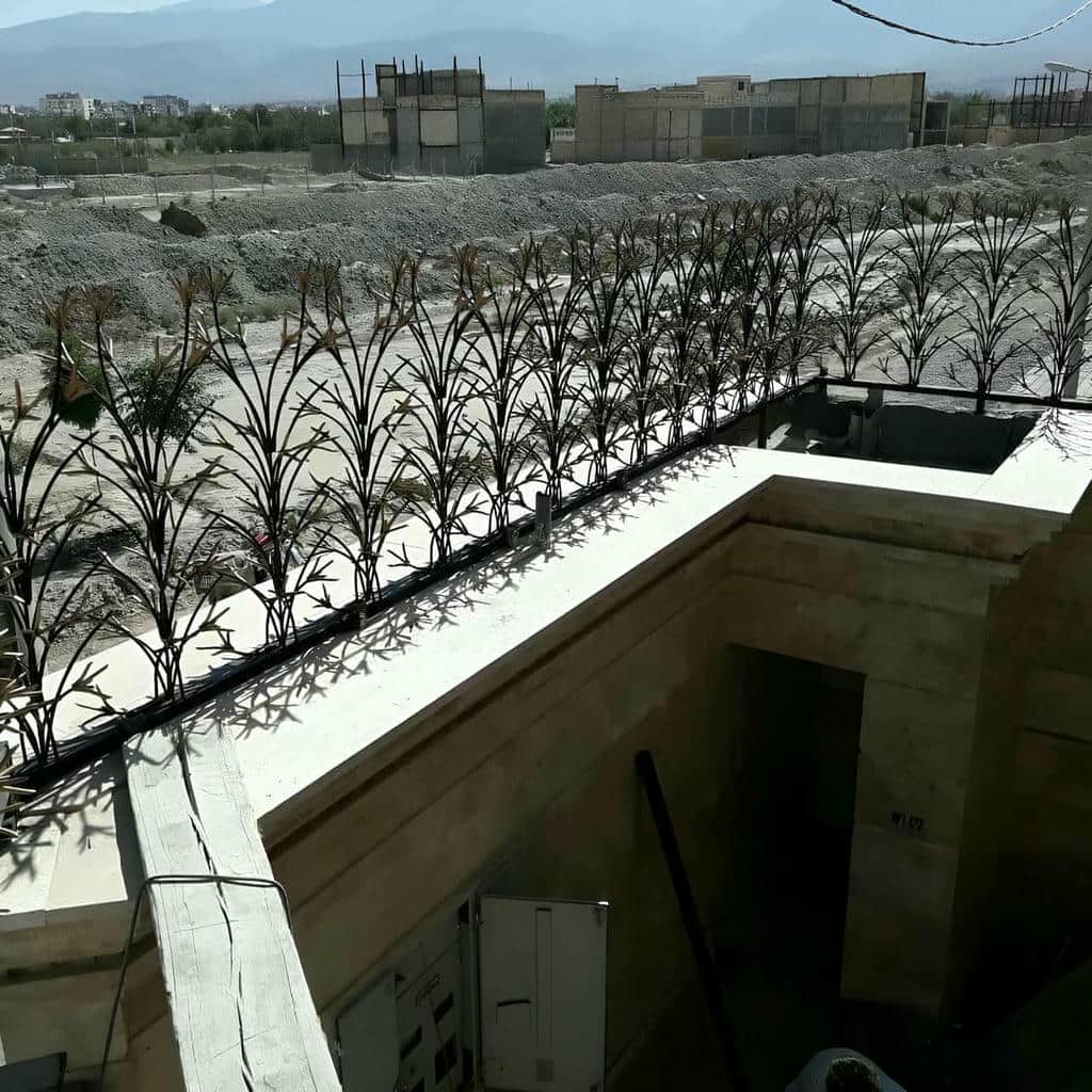حفاظ شاخ گوزنی آهنی در سقز