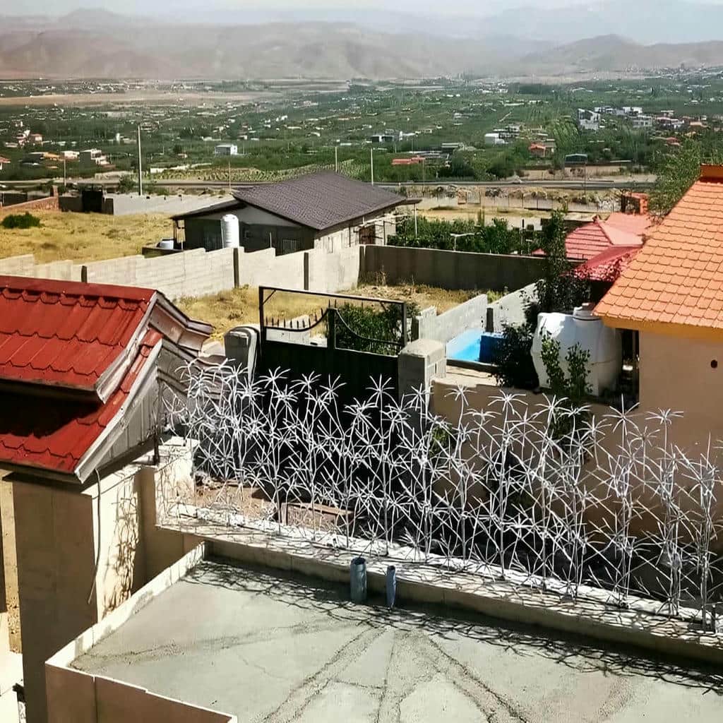 کارخانه حفاظ شاخ گوزنی آهنی دیوار ویلایی در کاشان