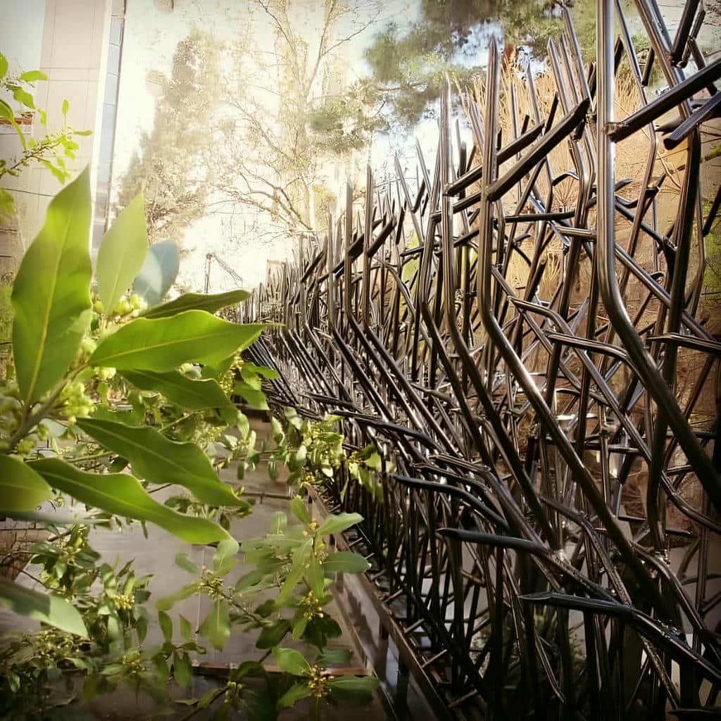 نصب حفاظ شاخ گوزنی آهنی ویلا در سمنان