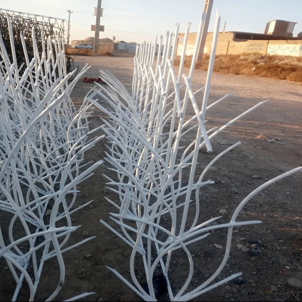 حفاظ شاخ گوزنی آهنی در ساوه