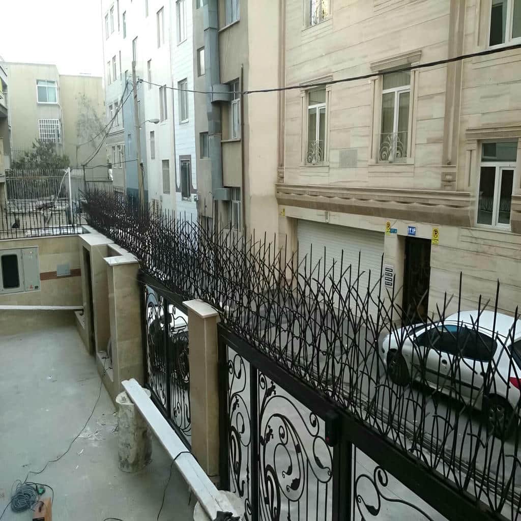 نصب حفاظ شاخ گوزنی آهنی نوع رنگ در مریوان