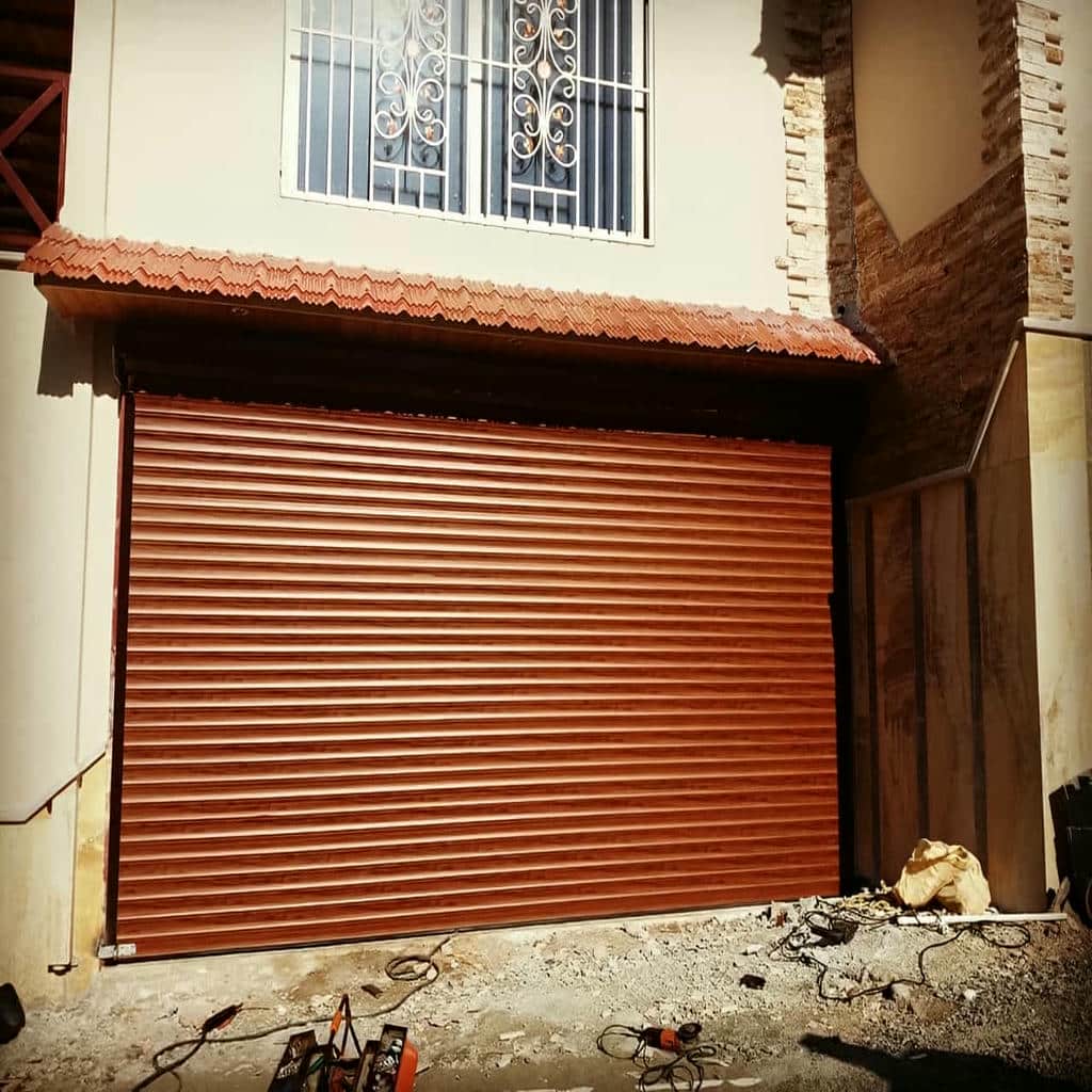 نصب کرکره برقی فروشگاه در گرگان