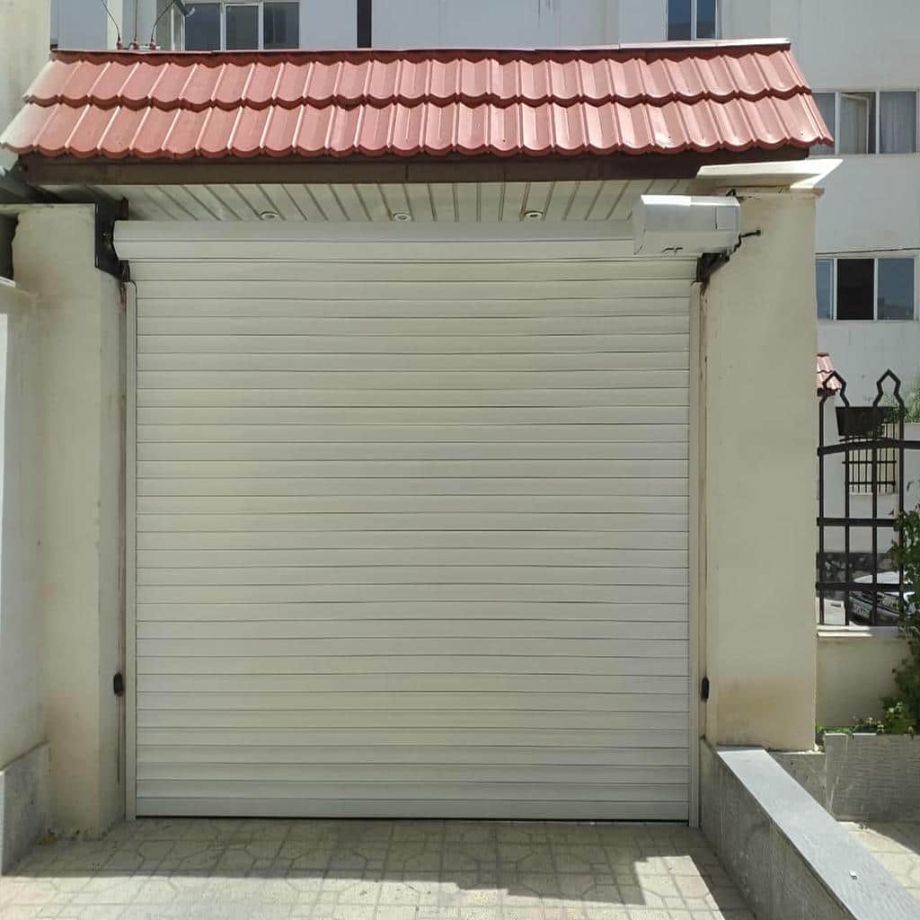 نصب کرکره برقی فروشگاه در قائمشهر