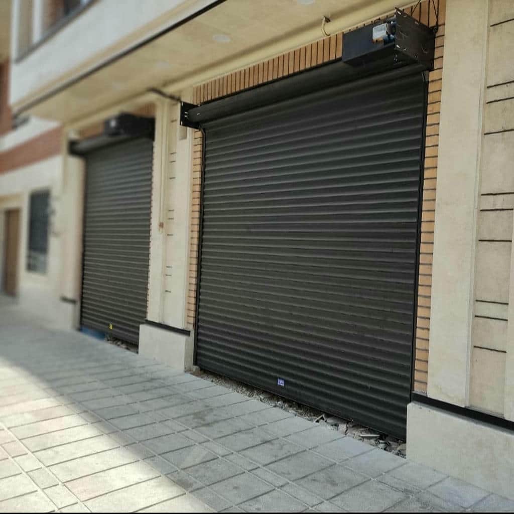 نصب کرکره برقی فروشگاه در همدان