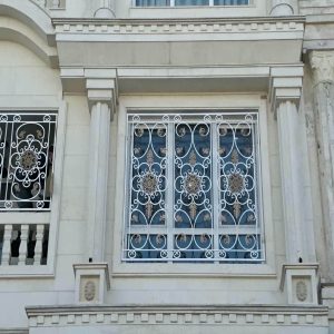 حفاظ نرده پنجره در بندر بوشهر