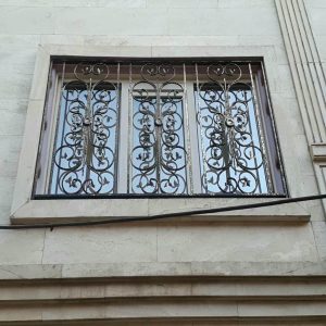 حفاظ نرده پنجره در دماوند