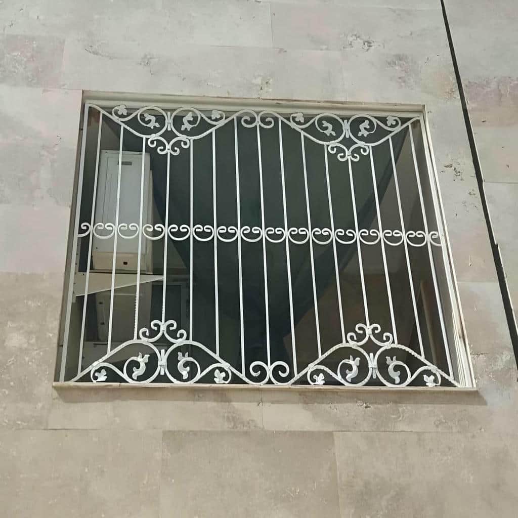 قیمت حفاظ نرده پنجره فرفورژه در سبزوار