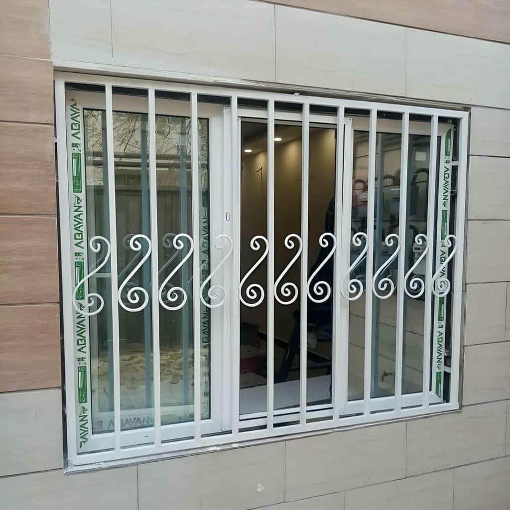 حفاظ نرده پنجره در طالقان