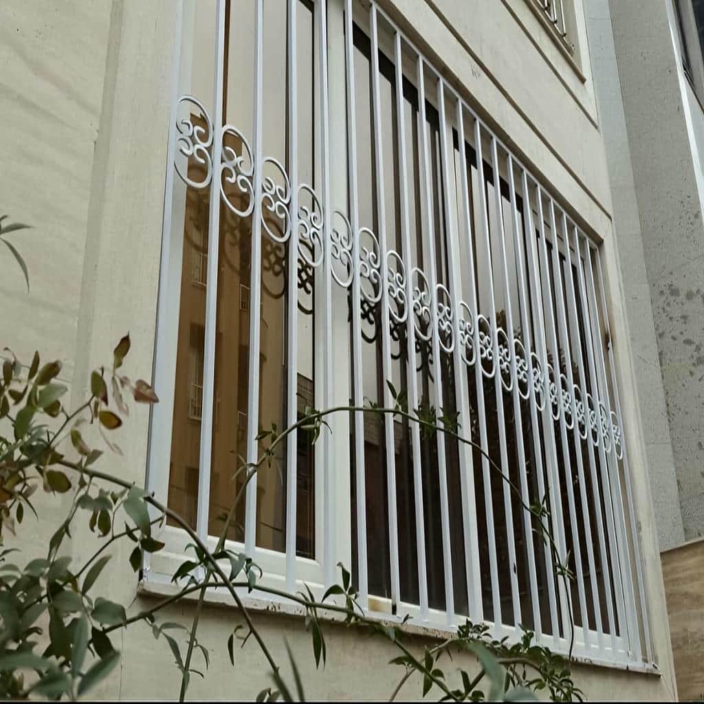 حفاظ نرده پنجره در ایرانشهر